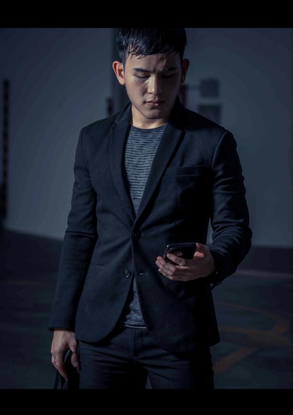 I-AM-MAGAZINE-Issue2.2--I-AM-WIREPULLER-Anawin-ebook